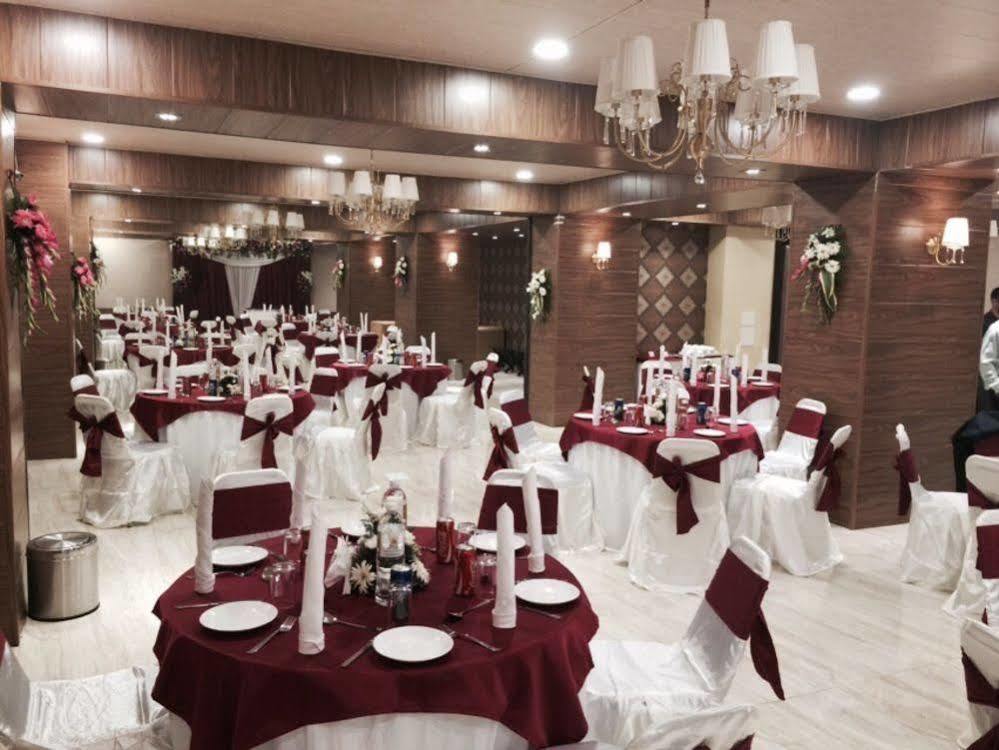 Hotel Pine Spring Wazir Bagh Srīnagar المظهر الخارجي الصورة