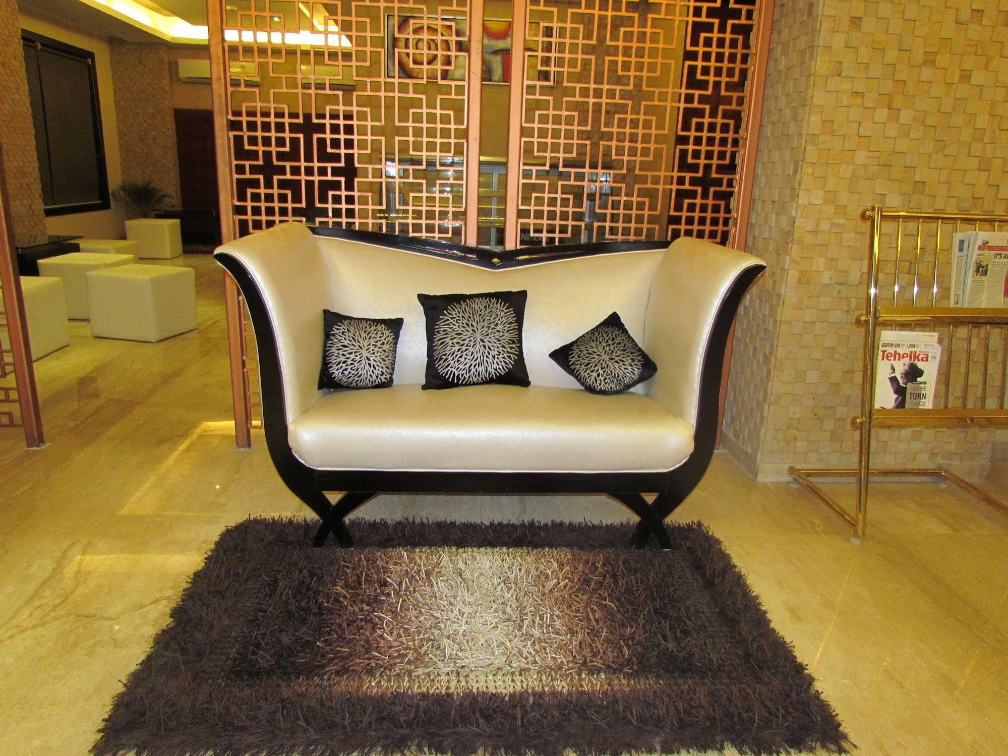 Hotel Pine Spring Wazir Bagh Srīnagar المظهر الخارجي الصورة