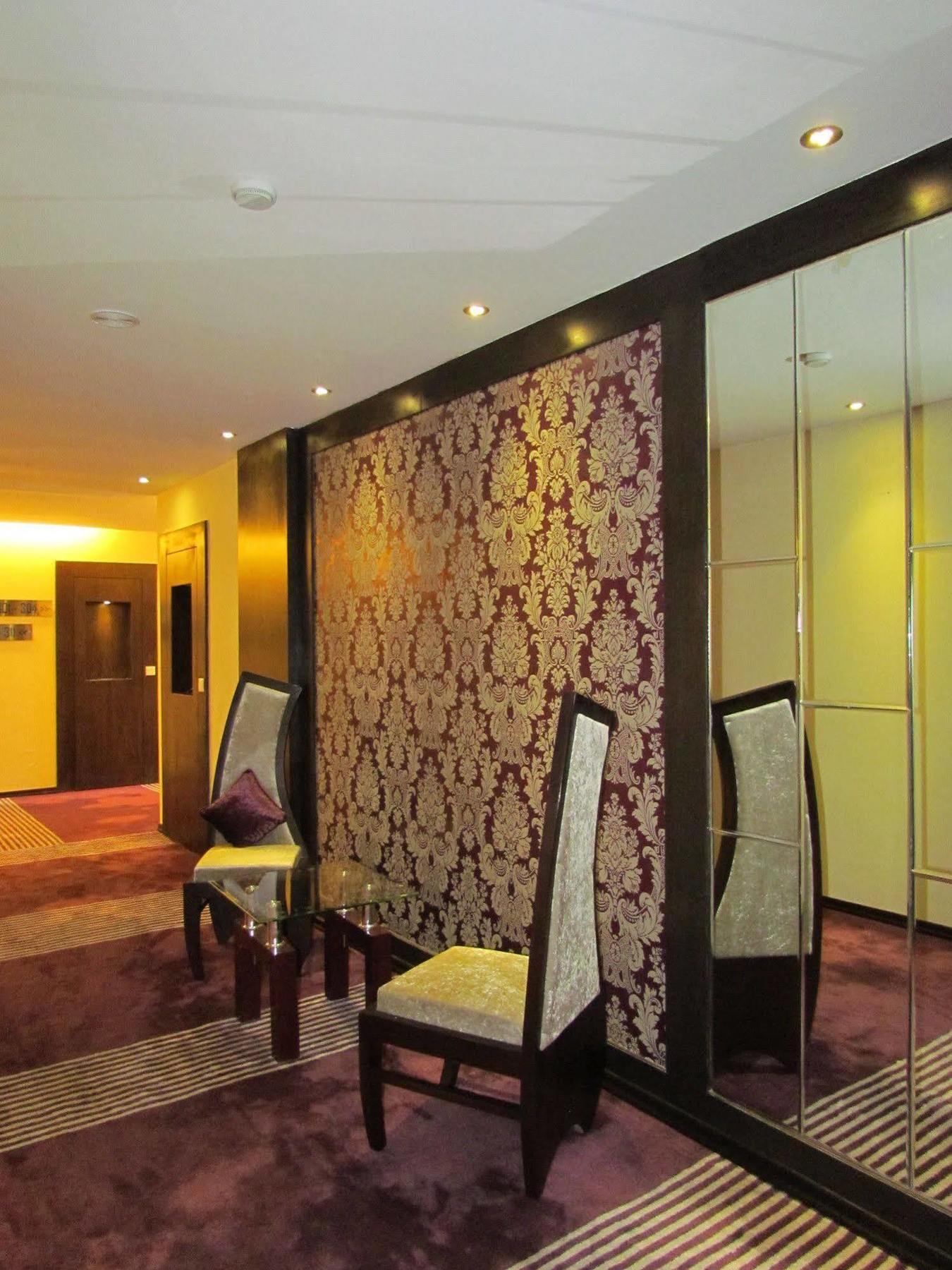 Hotel Pine Spring Wazir Bagh Srīnagar المظهر الخارجي الصورة